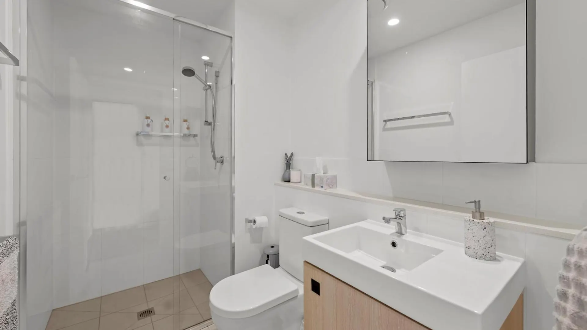 בריסביין Capri Luxury Apartments Newstead