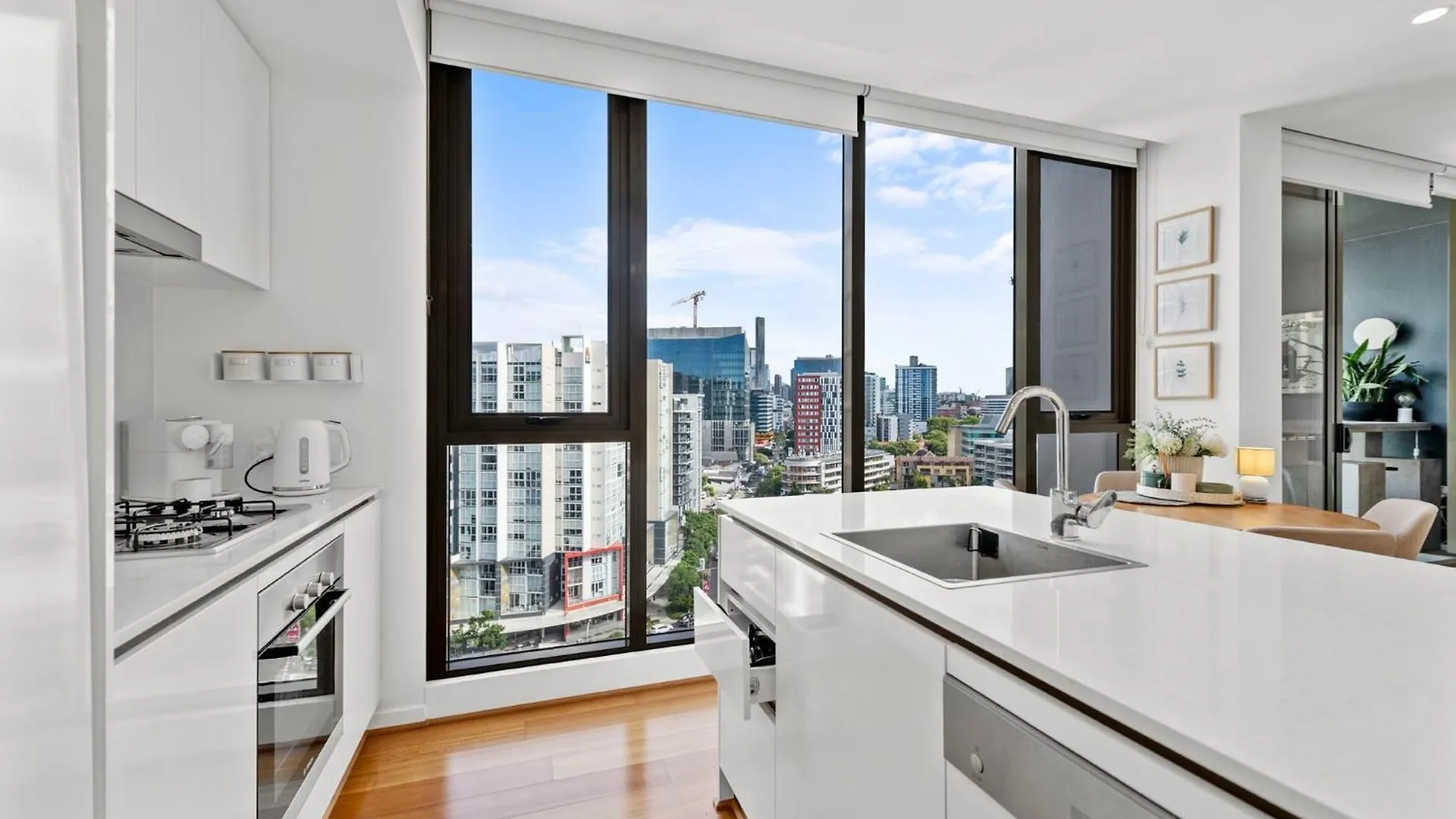 בריסביין Capri Luxury Apartments Newstead 0*,