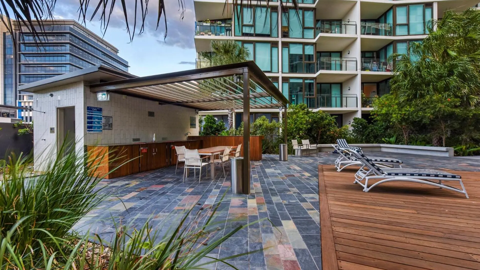 בריסביין Capri Luxury Apartments Newstead אוסטרליה
